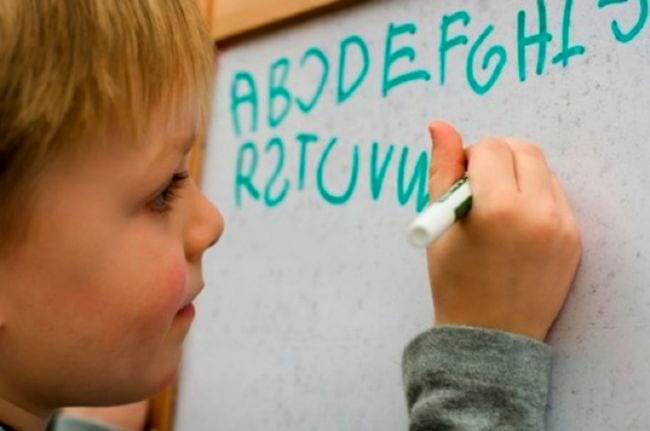 Kenali Masalah Anak-Anak Disleksia 7