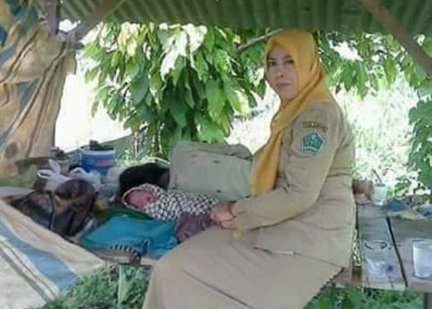 Walaupun Ada Masalah Mental, Wanita Ini Tetap Sayang dan Mahu Menjaga Anaknya