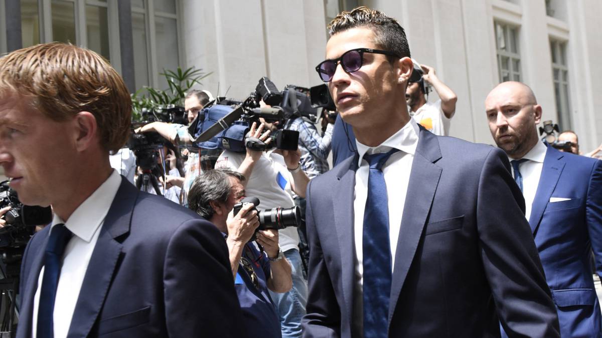 Ronaldo sertai Messi ke penjara jika disabitkan kesalahan 4