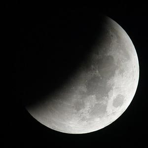 5 Tanda Istimewa Malam Lailatul Qadar, Malam Seribu Bulan