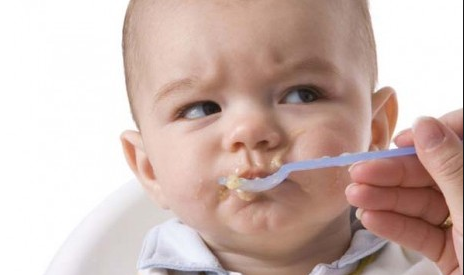 Pakar Nasihat Henti Tabiat Suka Suap Makanan Pada Anak Orang 3