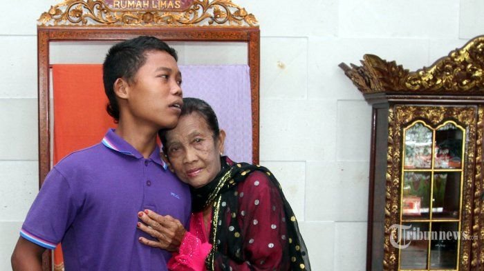 (Video) Kantoi! Video Selamat Berpesta Tersebar. Nenek Rohaya Terlantar Di Rumah