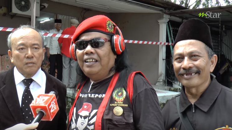 (Video) Ayahanda Rani Kulup Nak Lapor Polis Kalau Tak Kibar Bendera!