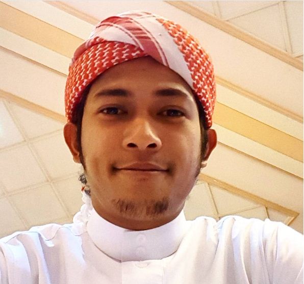 “Ini Paling Istimewa Buat Ku…Al Quran Nur Kareem”, Video Johan As’ari Ngaji al-Quran Dipuji Netizen!