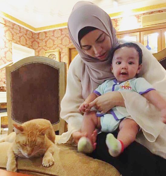 Puteri Sarah Liyana & Baby Syaikhul Kemalangan Jalan Raya!