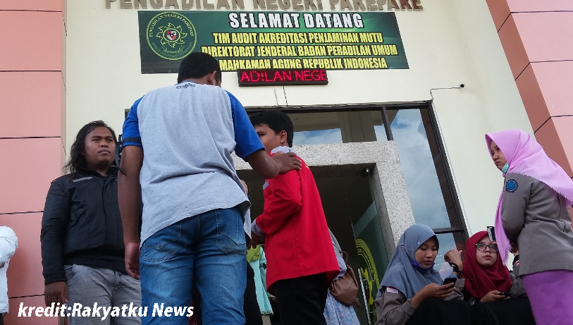 Guru Kena Penjara Tiga Bulan Lepas Suruh Anak Murid Solat