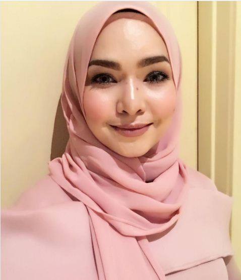 Wow Isteri Lan Pet-Pet Yang Jelita, Cantik Persis Anak Dara!