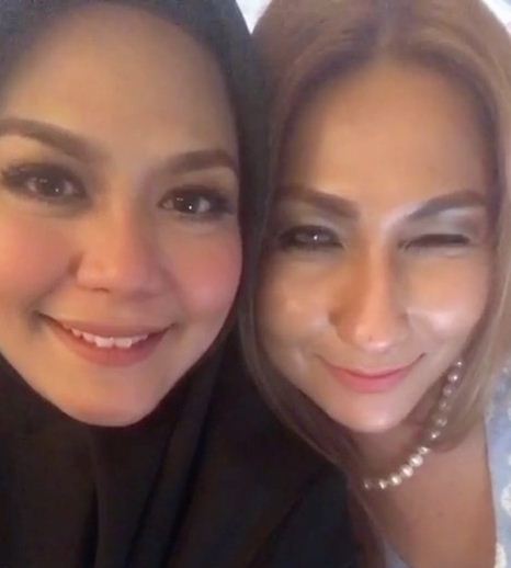 Zulin Muat Naik Gambar Mesra Bersama Pelakon Ahya Rosli, Normah Damanhuri Komen Tanda Bagi Greenlight?