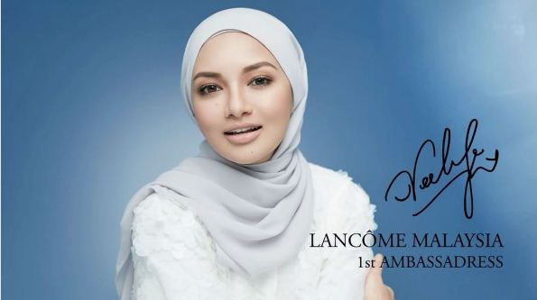 Ibu Neelofa Kongsi Cerita Asal Usul Nama Neelofa, Ada Kena Mengena Dengan Produk Lancome?