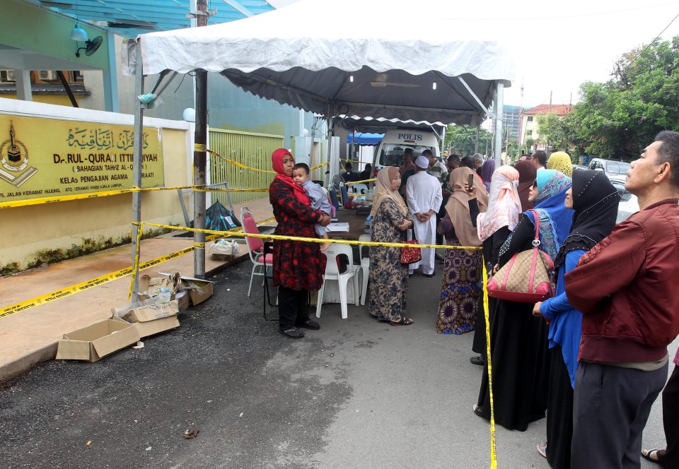 “Ibu Mereka Hanya Berkurung Sebab Malu dan Tertekan “-Waris Suspek Bakar Sekolah Tahfiz