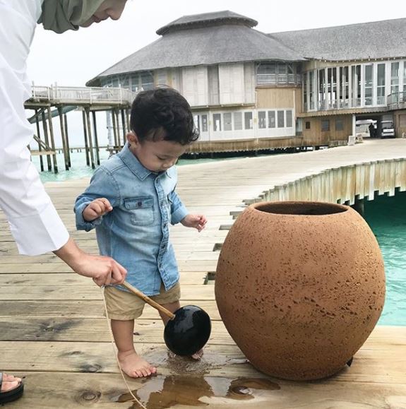 “Maldives Sepatutnya Romantic Getaway Kami Berdua, Tapi..”, Hanis Zalikha Kongsi Sebab Mengapa Bawa Yusuf Buat Netizen Sayu!