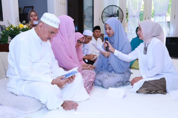 Bakal Nikah Tak Lama Lagi, Ini Gambar Sekitar Majlis Mengaji Laudya Cynthia Bella.. Cantiknya!