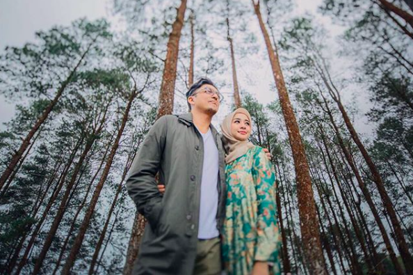 Foto Post Wedding Bella & Engku Emran Tarik Perhatian Netizen. Lawanya!