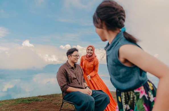 Foto Post Wedding Bella & Engku Emran Tarik Perhatian Netizen. Lawanya!