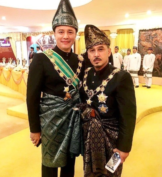 Adiputra Dapat Pangkat Dato` Dari Sultan Pahang,Bekas Isteri Turut Ucap Tahniah