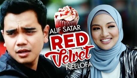 Ehh Dah Kenapa Neelofa Bagi Kek Red Velvet Dan Nota Manis Kepada Suami Orang?!