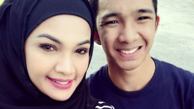 “Dia Tak Sempurna,Tapi Dia Buat Juga,Dia Tetap Solat Walau Apa Jua Keadaan”- Zarina Zainuddin