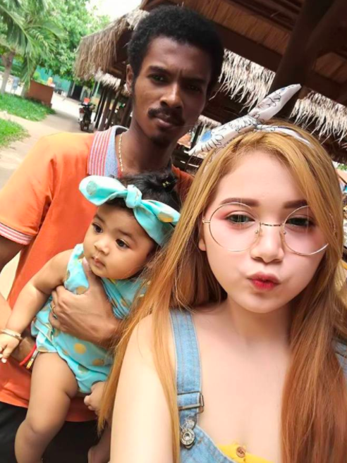 Bukti Cinta Itu Buta, Cuba Tengok Anak Pasangan Ini.. Sangat Mengejutkan! Comel!