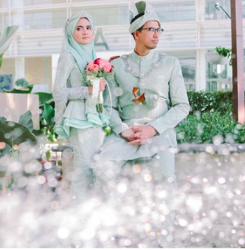 Lebih 30K Perkongsian, Foto Pengantin ‘Tak Kepit’ Ini Tarik Perhatian Netizen. Cantik!