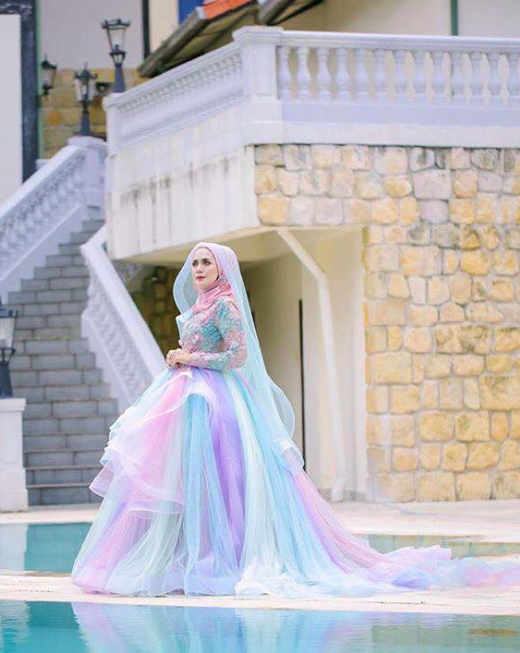  FOTO Baju  Pengantin  Lolipop Tarik Perhatian Netizen 