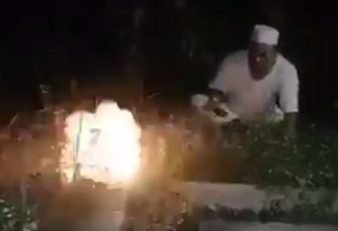 [Video] “Temui Patung Dicucuk Jarum, Letupan Beserta Api..” -Lelaki Kongsi Pengalaman Ustaz Putuskan Sihir!