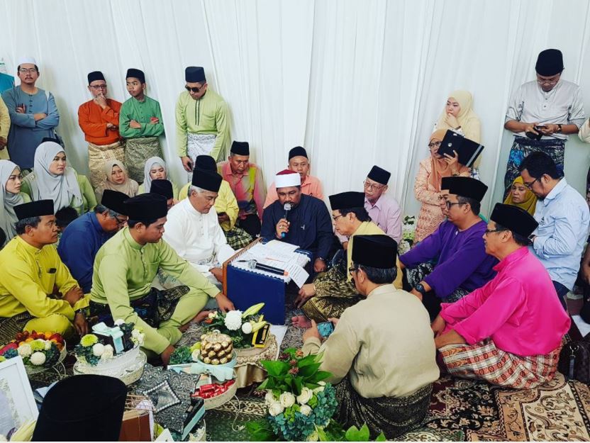 TAHNIAH!! Datuk Jalaluddin Hassan Selamat Bernikah Dengan Wanita Pilihan Hati Selepas Setahun Menduda... 4