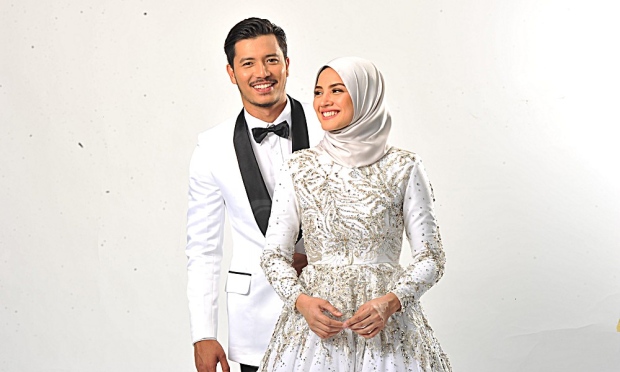 Rakaman Video Fazura Panggil Fattah Amin Dengan Panggilan Darling Viral,Netizen Sifatkan Fazura Seorang Yang Sweet