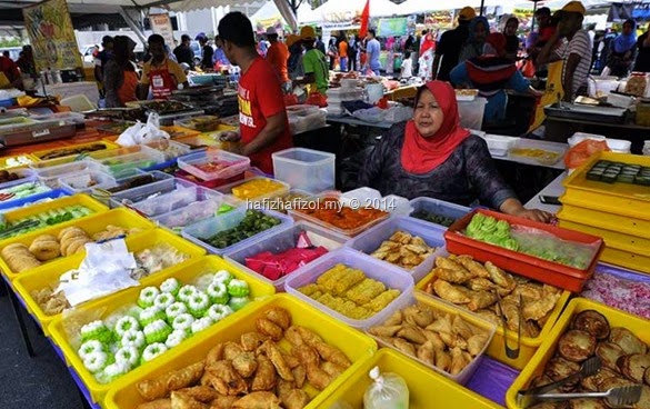 Inilah Dia Pasar Pelik dan Aneh Yang Diberi Nama “Pasar Patah Hati” Yang Semakin Popular Di Vietnam