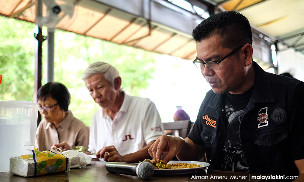 Jamal Yunos Kini Insaf,Berikrar Mahu Beri Makan Percuma Pada 1,000 Orang Setiap Hari Tanpa Cas