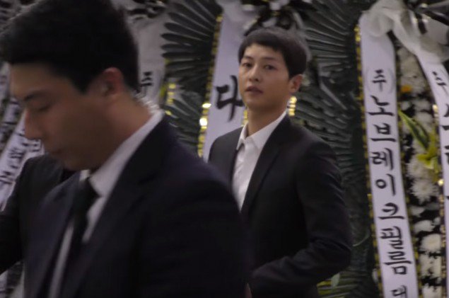 Baru Sahaja Bergelar Pengantin Baru, Song Joong Ki Sanggup Abai Kepercayaan Karut Orang Korea,Dapat Jutaan Pujian Dari Netizen Seluruh Dunia