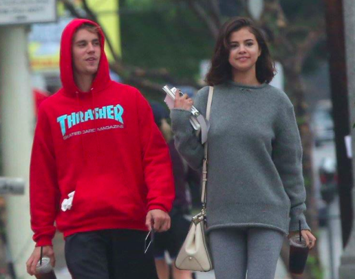 Peminat Meluat Justin Bieber & Selena Gomez Kembali Bersama. Amboi!