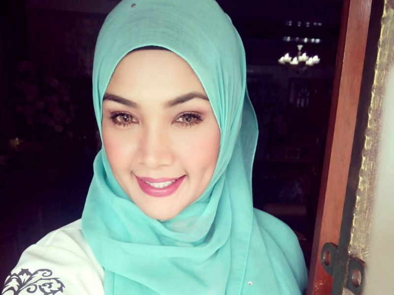 Allahu,Sedih dan Sebak Bila Dengar Pengakuan Azal Bila Zarina Tunjuk Semua Rakaman Dia Tengah Mengamuk