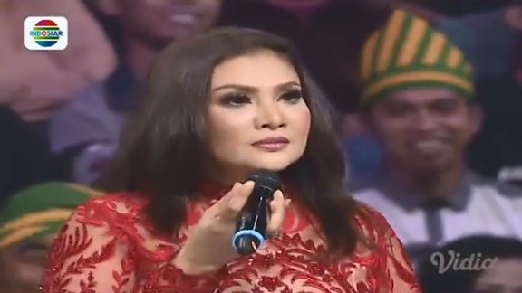 [Video] “Mummy Tak Suruh Upiak Senyum, Siapa Yang Suruh Buat Parodi?!” -Lepas Baby Shima, Upiak Isil Pula Jadi ‘Mangsa’ Mas Idayu?