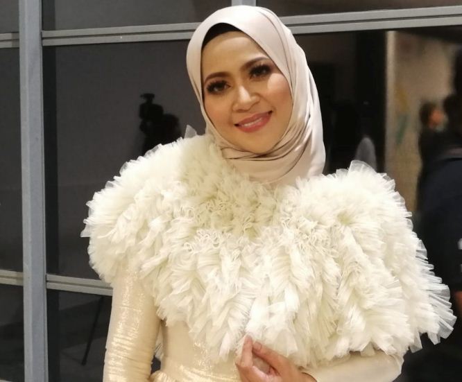 “Datuk Fadzilah Cakap, ‘Saya Seram Tengok Awak’” -Syura Tersingkir Kerana Angkara Penyakit Misteri??