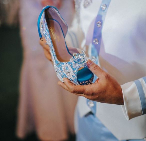 [7 Foto] “Macam Prince Charming Dan Cinderella…” -Sweetnya Tauke Jambu Di Malam Resepsi…