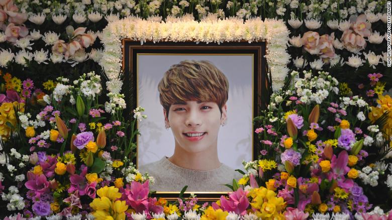 Inilah Kelakukan Pelik Jonghyun Beberapa Detik Sebelum Dia Dikhabarkan Mahu Bunuh Diri