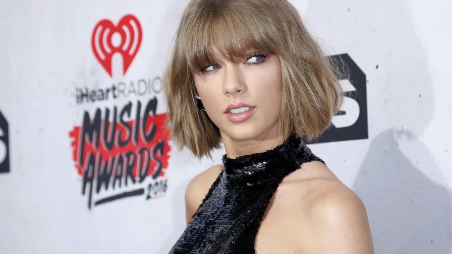 Wow, Untungnya! Taylor Swift Belikan Peminat Yang Hamil Sebuah Rumah