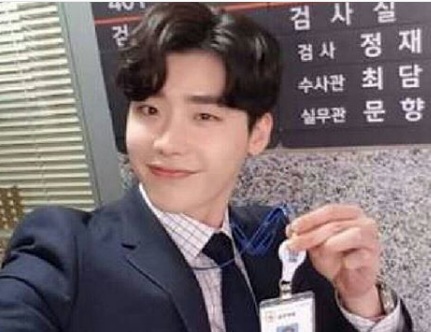 Ini Dia Transformasi Lee Jong Suk Dari Kecil Hingga Remaja Dan Kini Menjadi Pelakon Terkenal Pujaan Wanita