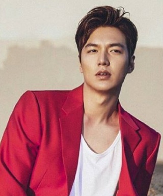 Inilah Perjalanan Lee Min Ho Dari Kecil,Remaja,Hingga Ke Dewasa, Apa Yang Istimewa Sangat Ada Pada Lee Min Ho?