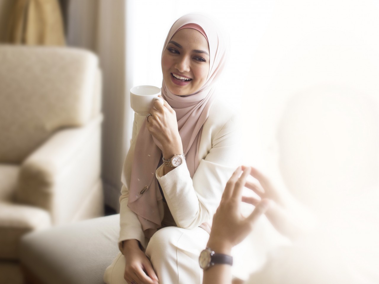 Bila Dengar Bahasa Kelate Neelofa Dengan Uqasha,Siapa Yang Lebih Best dan Lebih Power