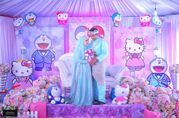 "Pelamin, Barang Hantaran, Gelang Pun Hello Kitty?!" -Pengantin 'Doraemon-Hello Kitty' Tarik Perhatian Netizen, Comelnya! 3