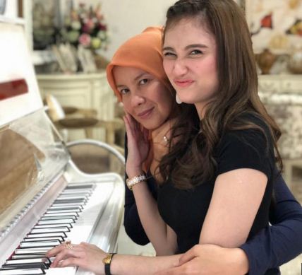 “Mana Satu Heroin Drama Ni??” -Tak Faham Kehadiran Ayda Jebat Tenggelamkan Heroin, Ini Jawapan Sinis Sheila Rusly!