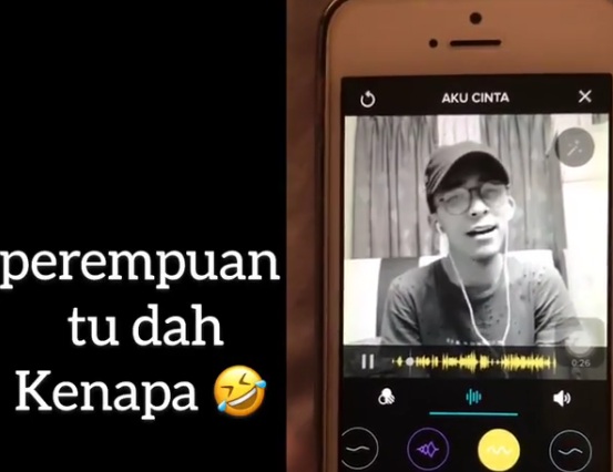 Lawak Betul Perempuan Nie Nyanyi,Sebiji Macam Aura Suara Budak Manja Nak Makan Cendol Hari Tue