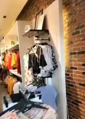 Eira Panik Cari Suami Hilang Dekat Mall, Rupa-rupanya Ini Yang Suami Dia Buat Dekat Sebuah Kedai