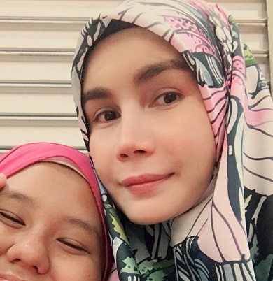 “Awat La Berhijab,Kan Lebih Afdal Bersongkok Atau Berserban”-Sajat Pakai Tudung,Netizen Tetap Kecam Dengan Komen Pedas