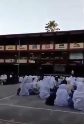 Doa Wakil Pelajar Ini Buat Para Guru Yang Nak Pindah Sekolah Buat Ramai Yang Seram,Aduh Macam Mana Boleh Tersasul Macam Gitu Dik