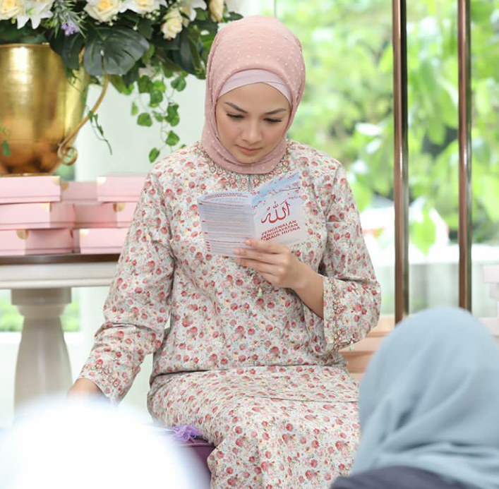 [FOTO] “Ini Penampilan Yang Awesome Sepanjang Tengok Lofa…”- Netizen Puji Bila Lihat Penampilan Neelofa