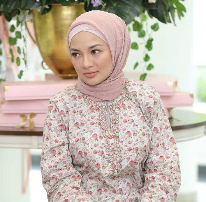 [FOTO] “Ini Penampilan Yang Awesome Sepanjang Tengok Lofa…”- Netizen Puji Bila Lihat Penampilan Neelofa