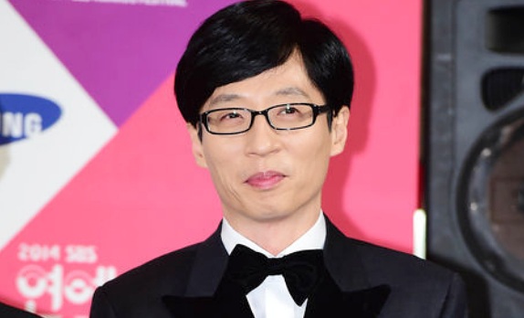 “Acah Nak Tunjuk Muka Macho,Tapi Lawak Gila Bila Tengok!!”-Netizen Gelak Lihat Lagak Yoo Jae Suk Jadi Model Tanpa Pakai Cermin Mata