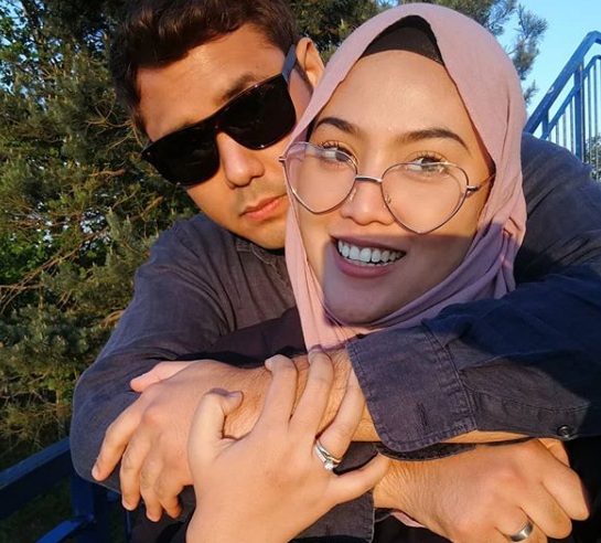 “Alahai Comel Tp Kelakar Pulak Aku Dengar Panggilan Suami Shila Nie Kat Dia”-Netizen Gelak Bila Shila Hamzah Bongkar Panggilan Suami Pada Dia